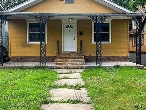 Building Photo - 5135 Garfield Ave