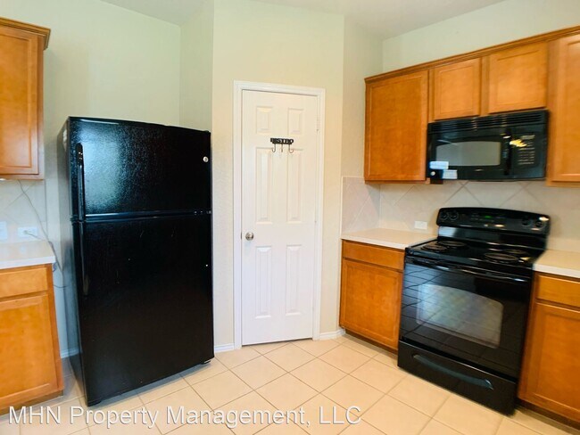 Building Photo - 4 br, 2.5 bath House - 3021 Turquoise