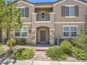 Building Photo - 462 Ylang Pl