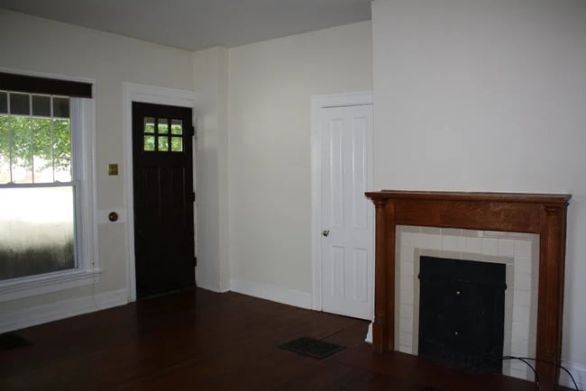 Building Photo - 726 E Hunter Ave