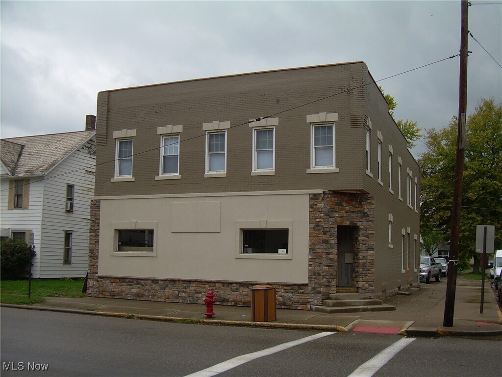 Foto principal - 100 S Wooster Ave