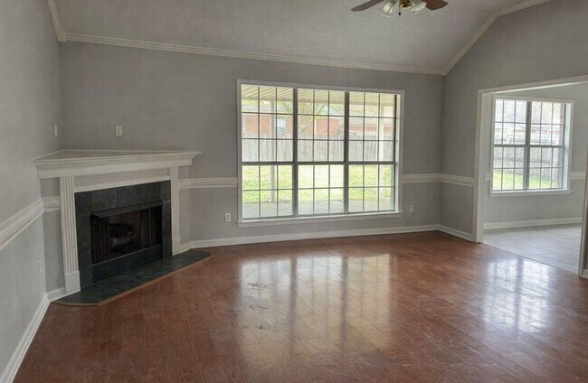 Foto del edificio - 3806 Beatrice Cove