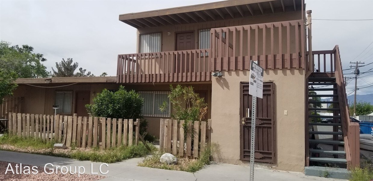 Primary Photo - 1204 N Jones Blvd
