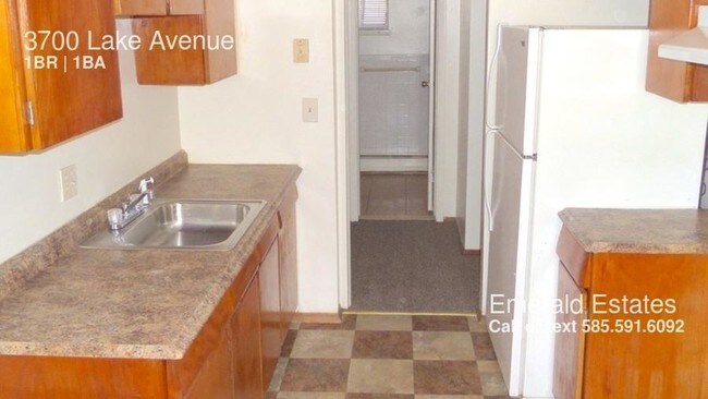 Building Photo - 1 bedroom in Rochester NY 14612