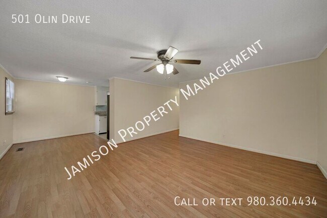 Building Photo - 501 Olin Dr