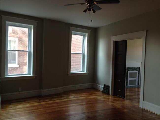 Foto del edificio - 2717 Arsenal St