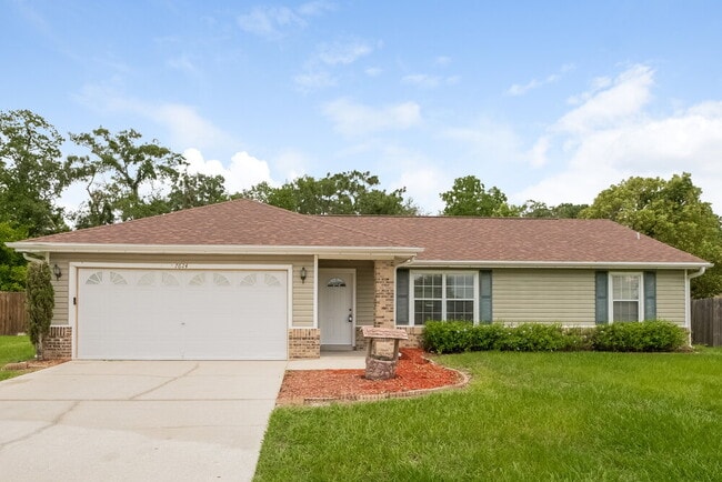 Building Photo - 7624 Pilgrims Trace Dr