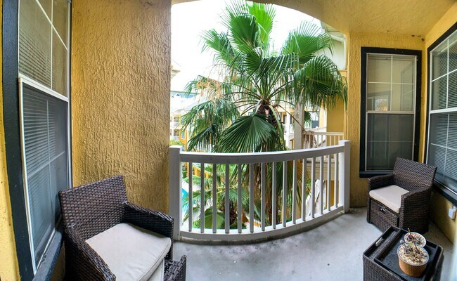 Foto del edificio - Large 2br 2ba Upgraded Downtown Condo