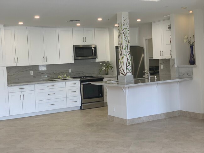 Building Photo - 3969 Mahaila Ave