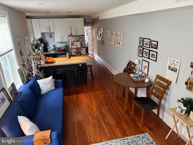 Foto del edificio - 4227 Station St