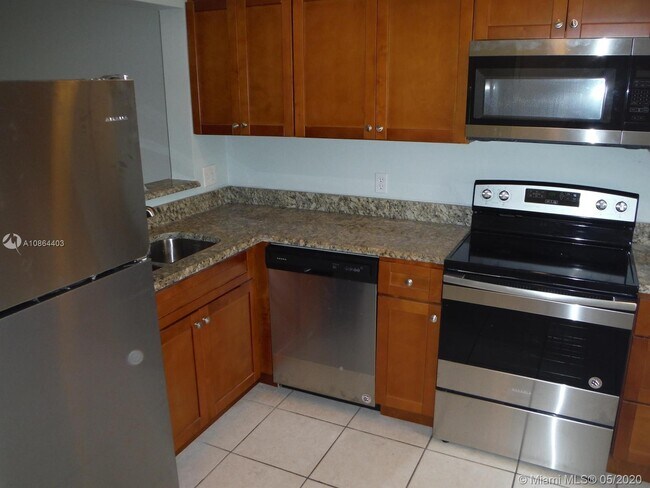 Building Photo - 5057 Breckenridge Pl