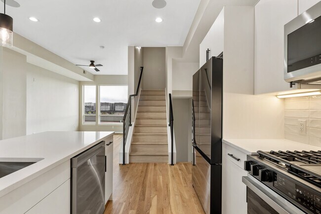 Foto del edificio - 3939 Inca St