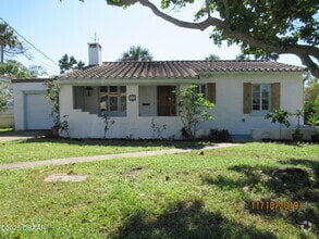 Building Photo - 22 Goodall Ave