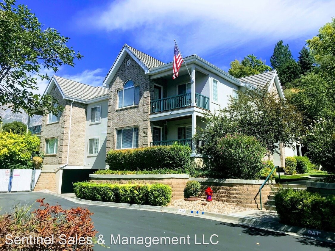 Foto principal - 4980 N University Ave