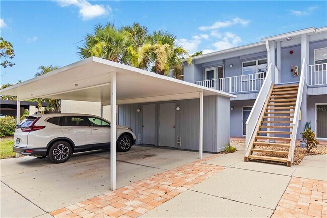 Foto del edificio - 880 Bird Bay Dr W