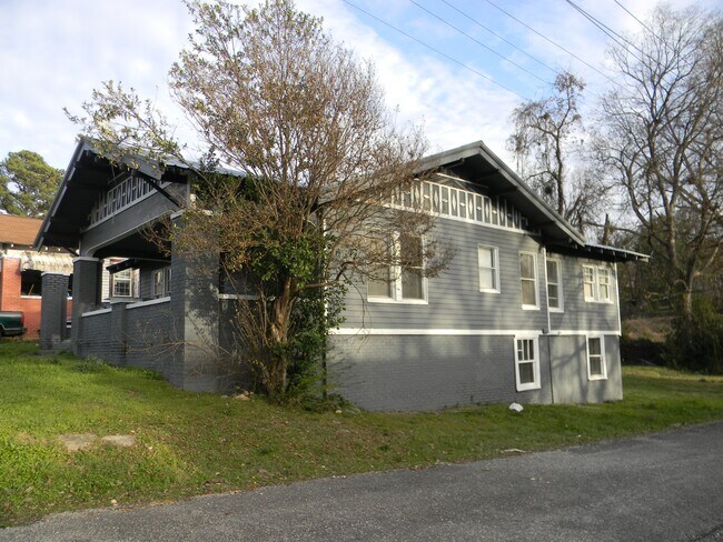 Foto del edificio - 1611 15th Ave N