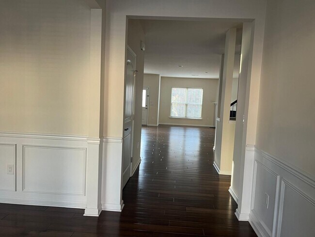 Foto del edificio - 2121 Chipley Dr