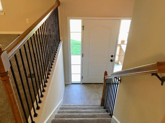 Building Photo - 406 Sunflower Dr
