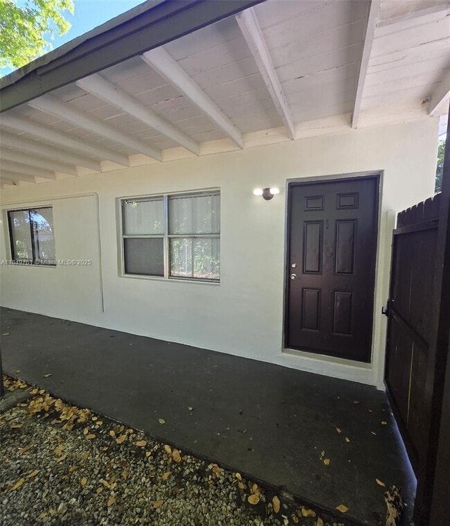 Building Photo - 3981 SW 12th Pl