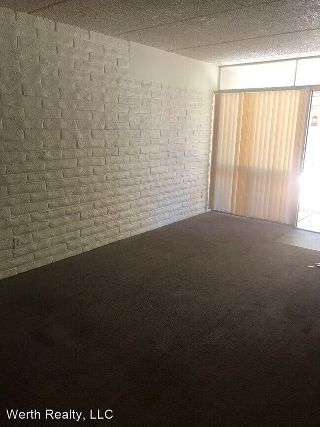 Foto del edificio - 1 br, 1 bath Apartment - 20 N. Leonora Ave.
