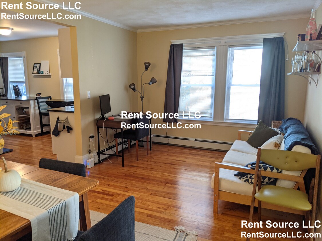 Primary Photo - 18 Cherry St