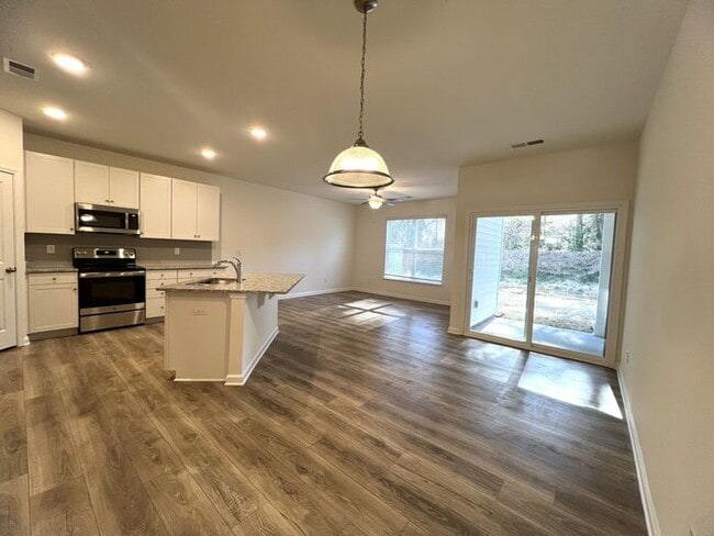 Building Photo - First Full Month FREE!