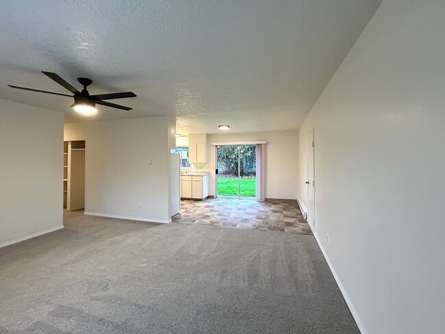 Freshly Updated 3-Bedroom Home with Spacious Backyard and Garage - Freshly Updated 3-Bedroom Home with Spacious Backyard and Garage