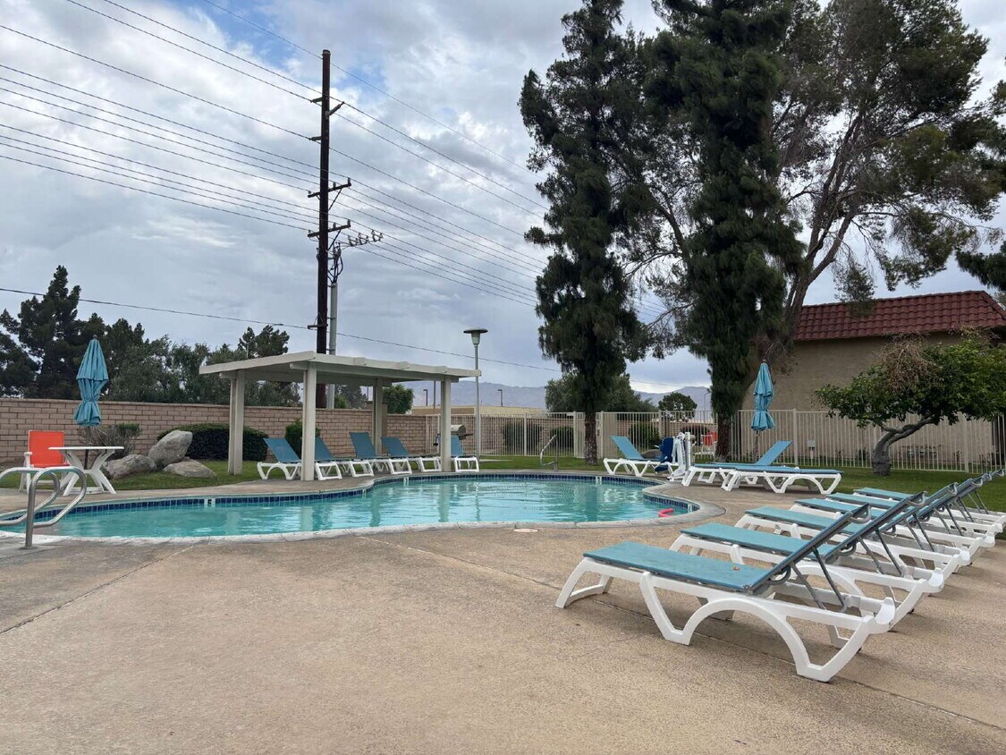 Primary Photo - 2-story, 2-Bedroom Condo for Rent in Indio...