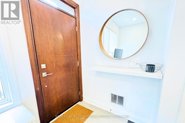 Photo du bâtiment - 39 Robinson St N