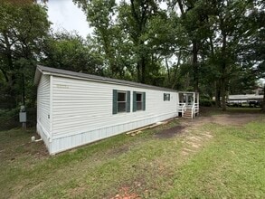 Building Photo - 3001 Old Houston Rd