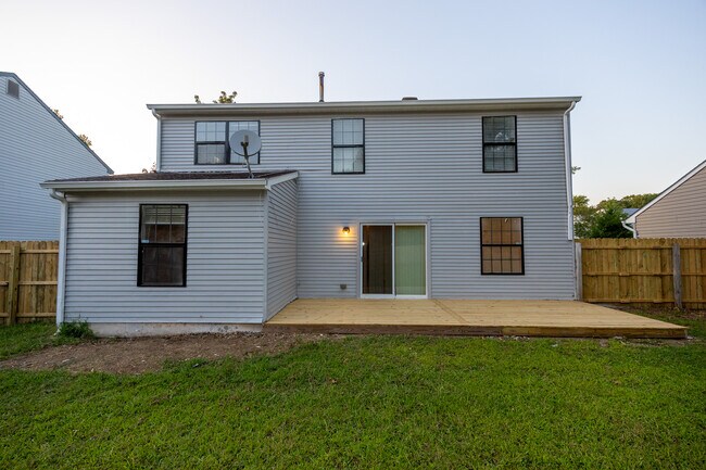 Building Photo - 41 Country Hollow Cir