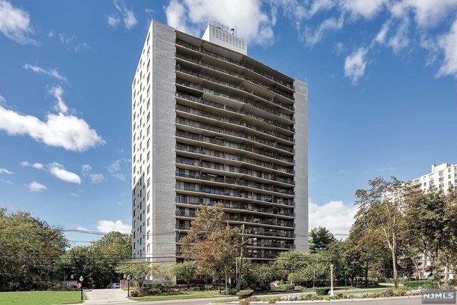 Building Photo - 277 Prospect Ave