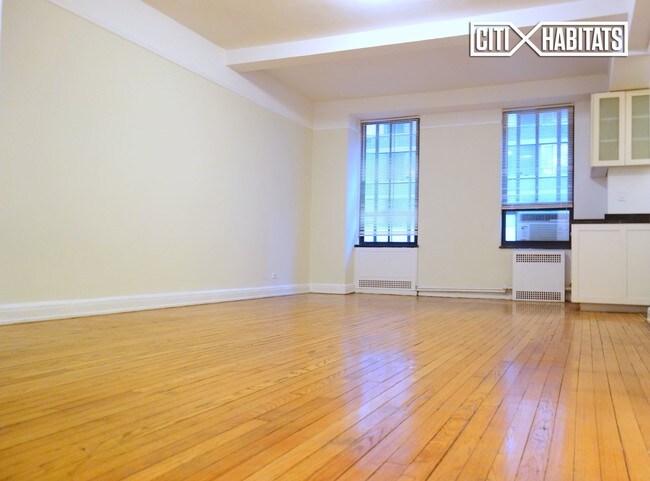 Building Photo - Parc Vendome