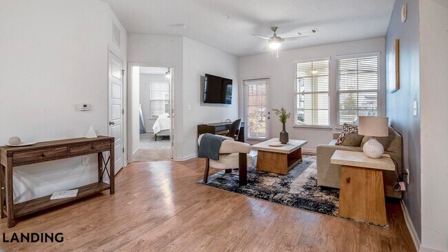 Foto del edificio - 599 Tapestry Lp