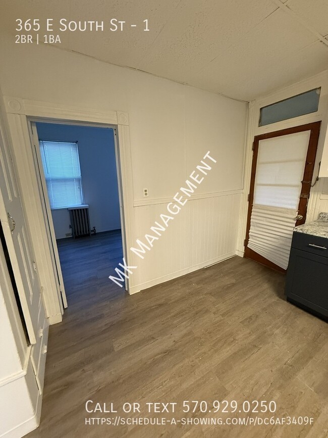 Foto del edificio - 2 bed/1 bath