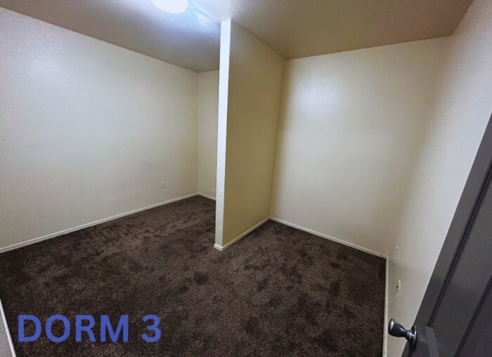 Foto del edificio - 3333 W 8th St