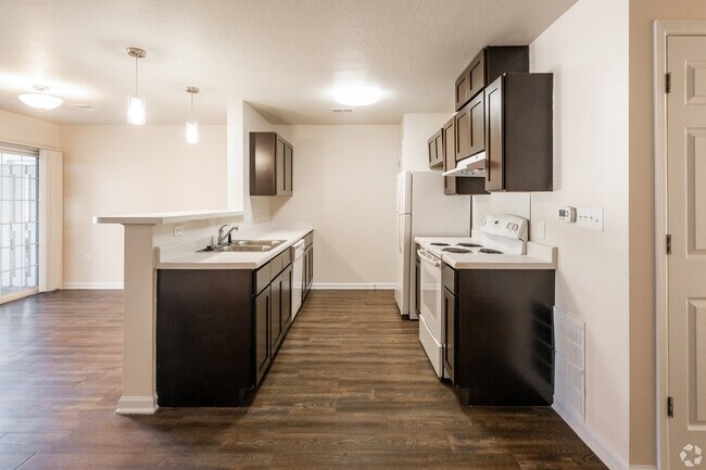 2 habitaciones, 2 baños - 1120 pies cuadrados - The Meadows at Dunkirk Apartment Homes