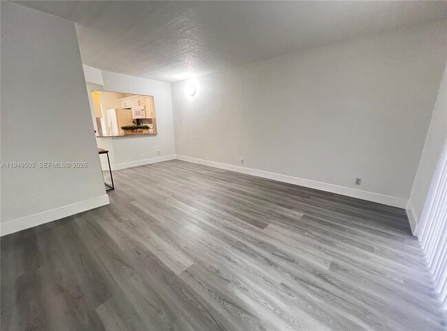 Foto del edificio - 9156 NW 40th St