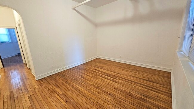 Foto del edificio - 5507 N Campbell Ave