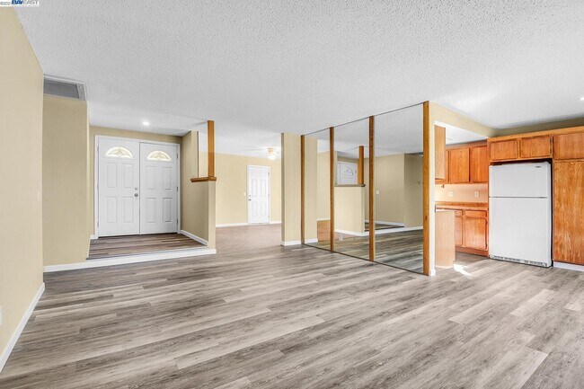 Foto del edificio - 1436 Arlington Rd