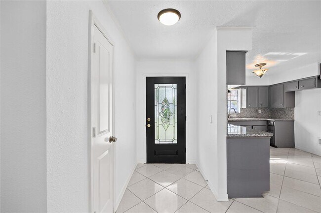 Foto del edificio - 14219 Archwood St