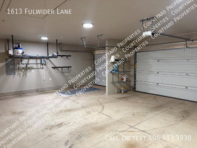 Building Photo - 1613 Fulwider Ln