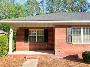 Building Photo - 19 Pate Pl