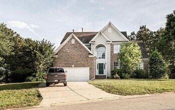 Building Photo - 209 George Wythe Ln