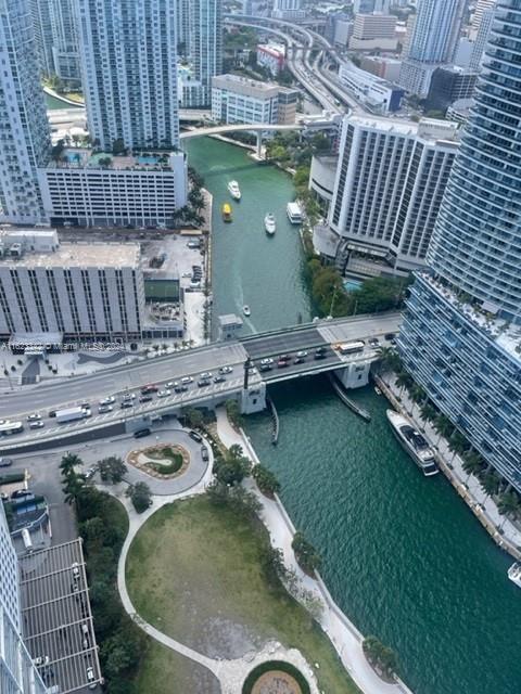 Foto principal - 465 Brickell Ave