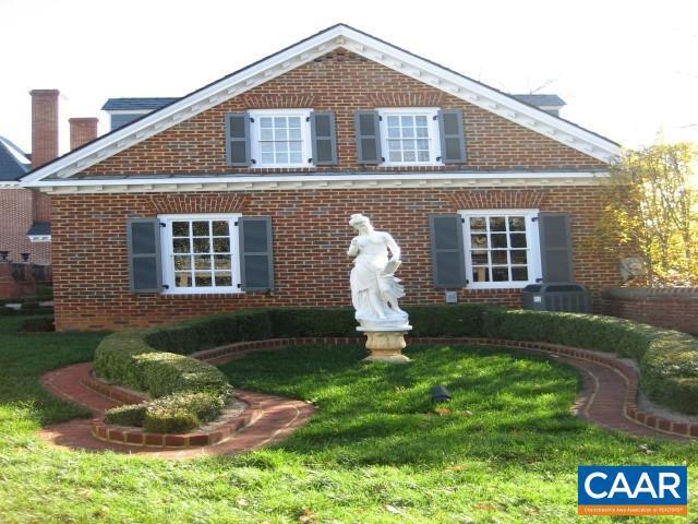 Foto del edificio - 1920 Owensville Rd