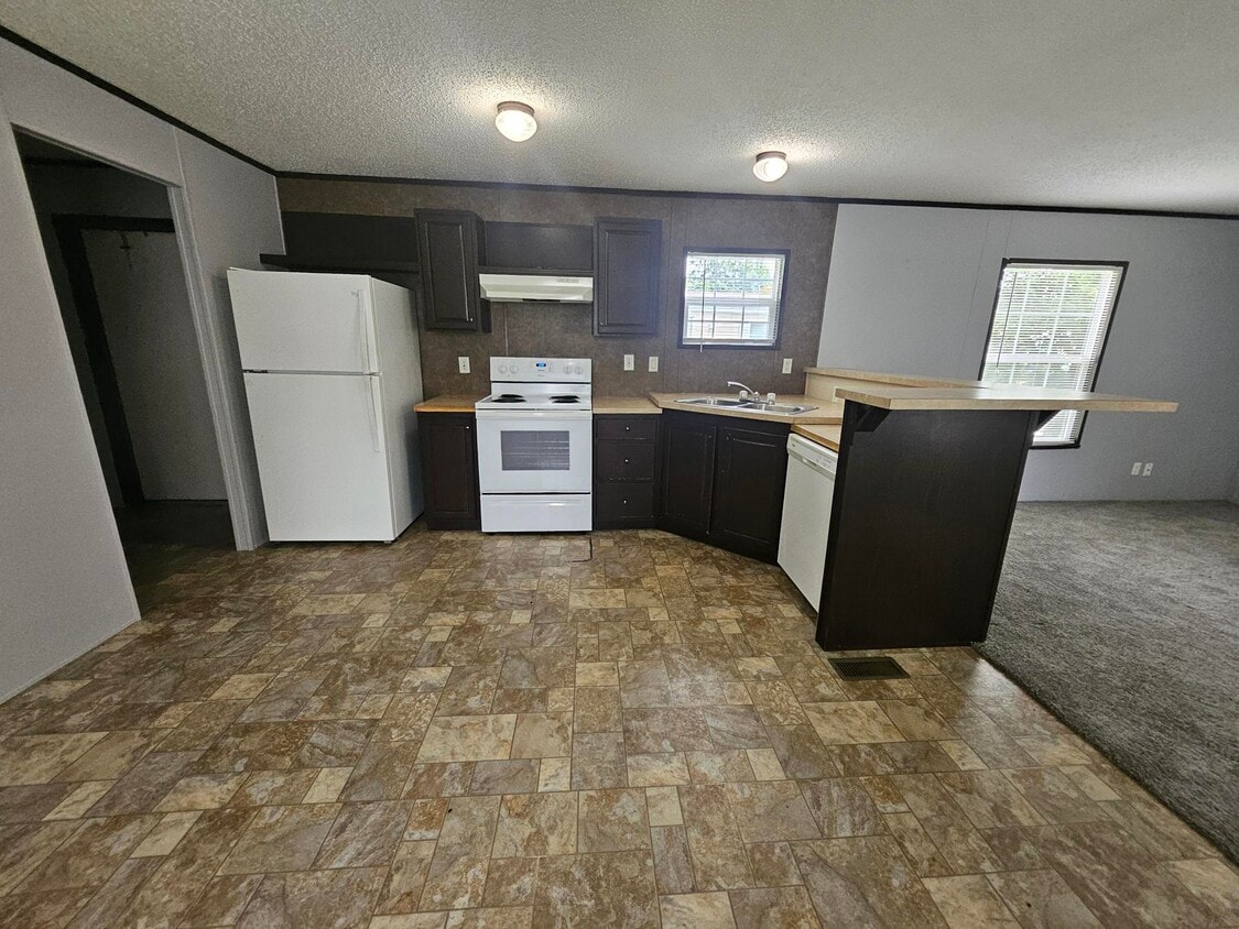 228 Bay Port Cir, Springport, MI 49284 House Rental in Springport, MI