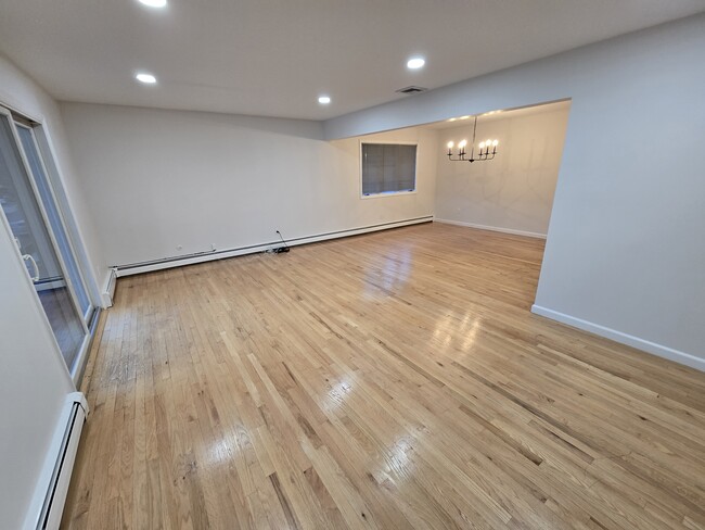 Living Room - View 2 - 401 2nd St