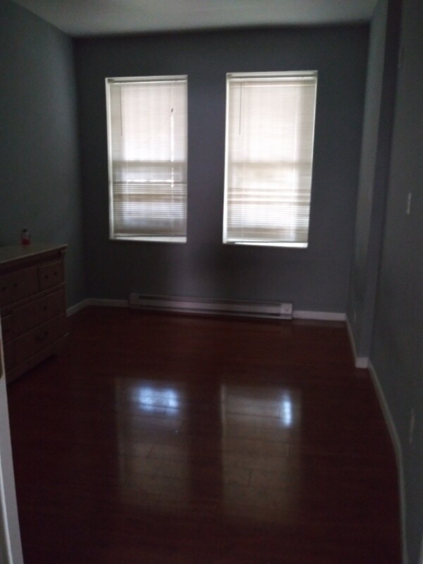 Building Photo - 110 N 49th St