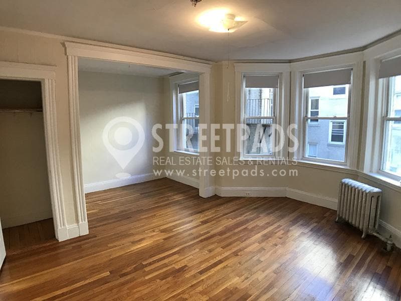 Primary Photo - bedroom in Boston MA 02215